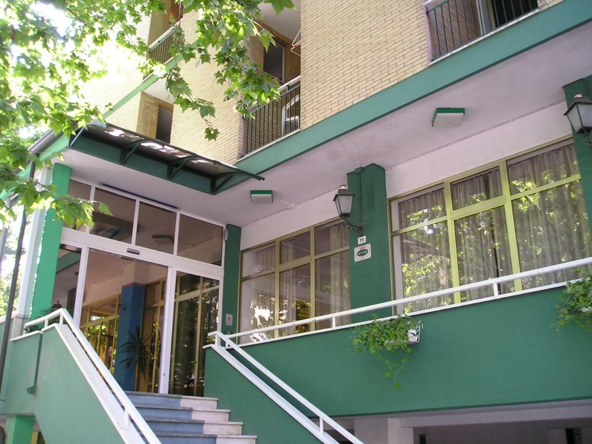 Hotel Bellevue Cesenatico Exterior foto